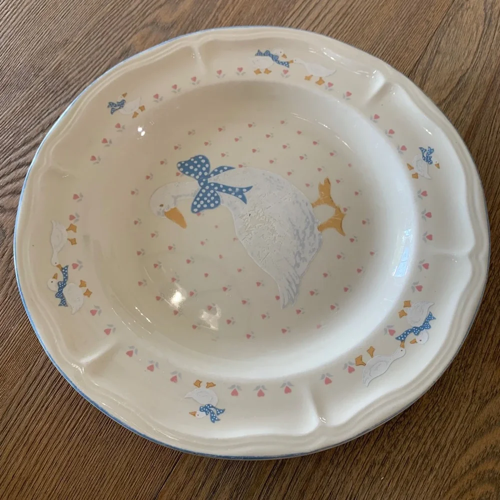 Brick Oven Stoneware Aunt Rhody Goose Dinner Plates Set of 4 Scalloped 10.25
